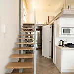 New! Huge & Sunny 2br Duplex 10' Setas