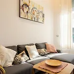 New! Huge & Sunny 2br Duplex 10' Setas Sevilha