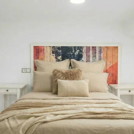New! Huge & Sunny 2br Duplex 10' Setas * Sevilla