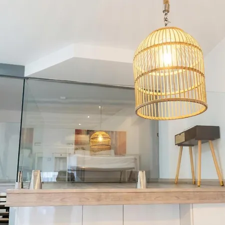Apartment New! Huge & Sunny 2br Duplex 10' Setas