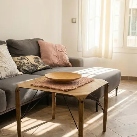 New! Huge & Sunny 2br Duplex 10' Setas * Sevilla